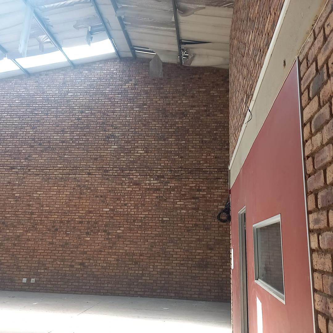 308409603.jpg